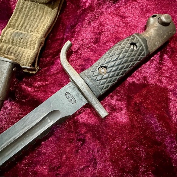WKC Bayonet 2
